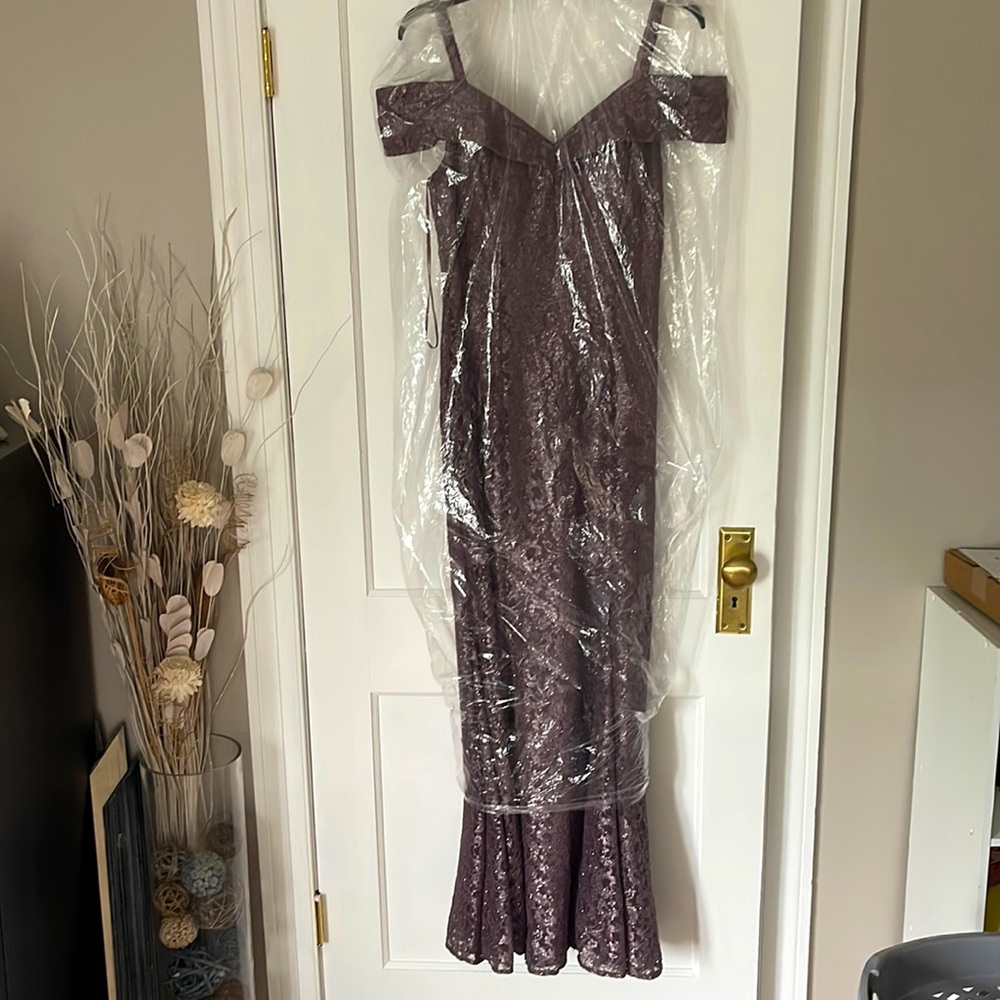 R&M Richards size 10 formal dress